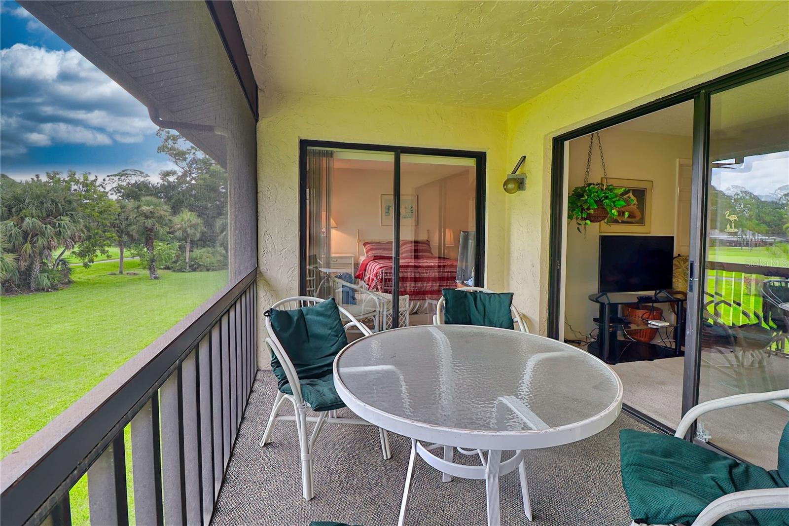 Image 17 of 85 For 4546 Longwater  44