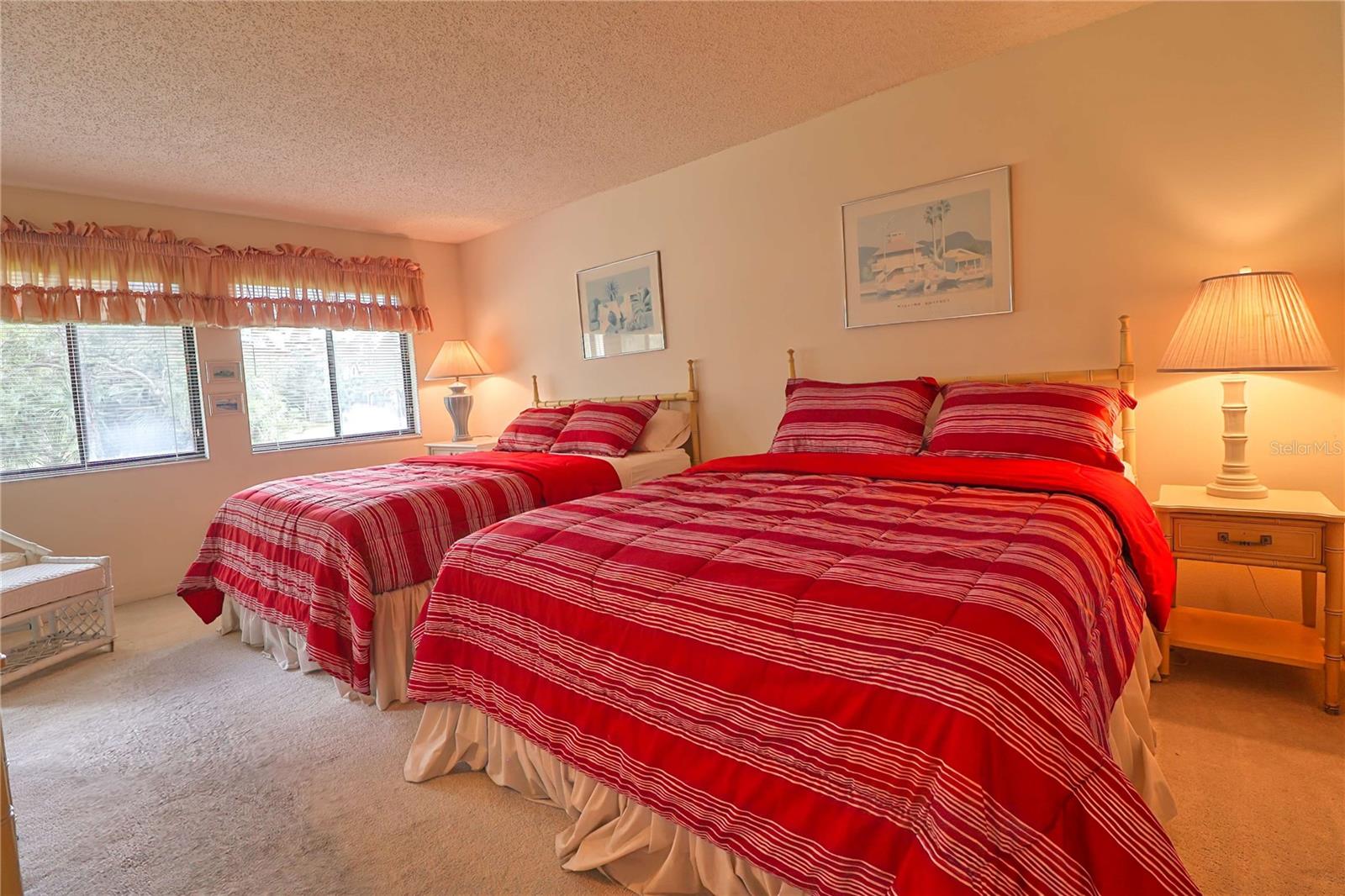 Image 28 of 85 For 4546 Longwater  44
