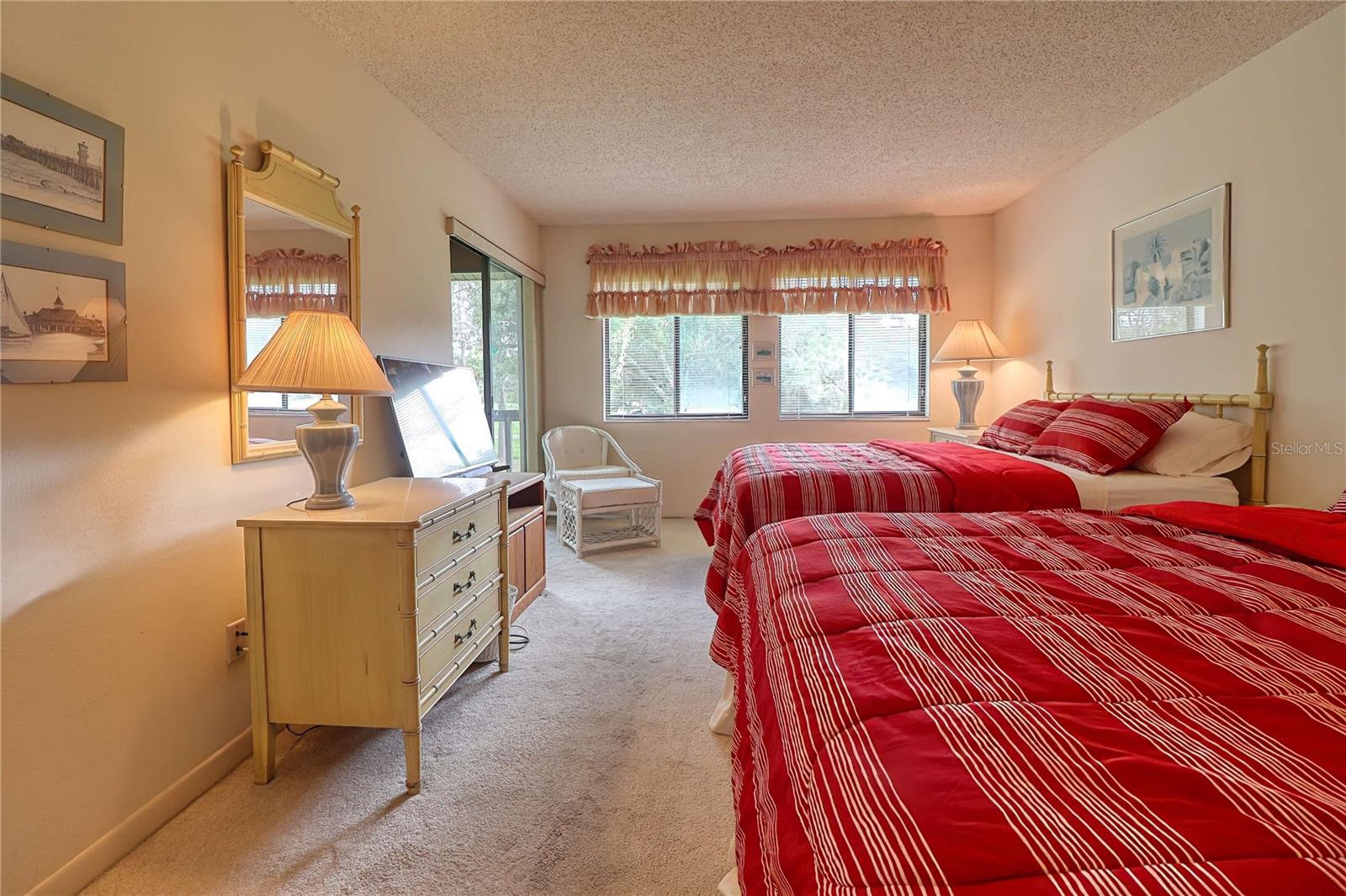 Image 29 of 85 For 4546 Longwater  44