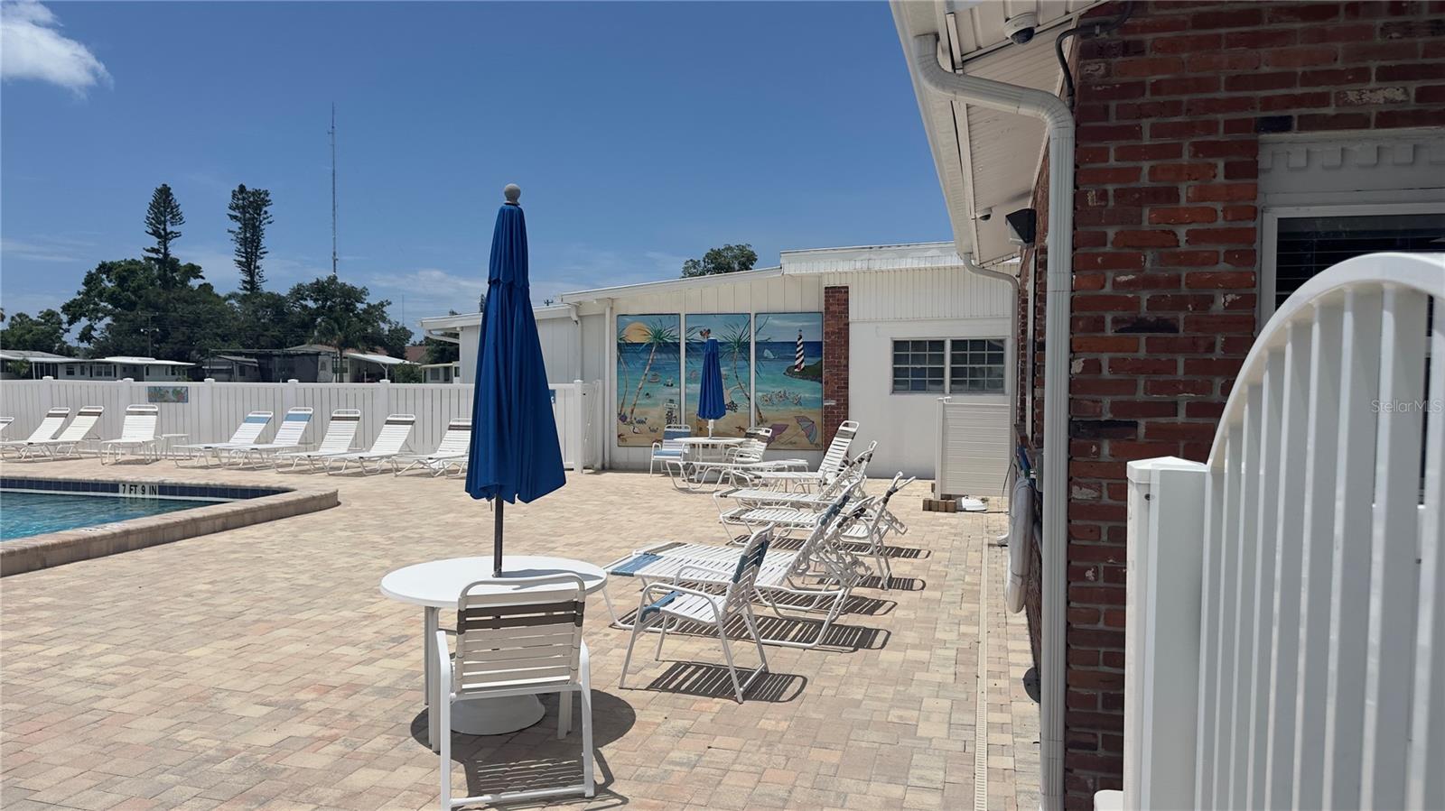 Image 36 of 42 For 214 Leisure Way