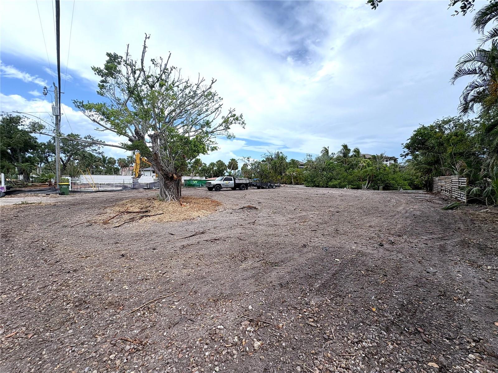 Image 9 of 23 For 542 Freeling Drive