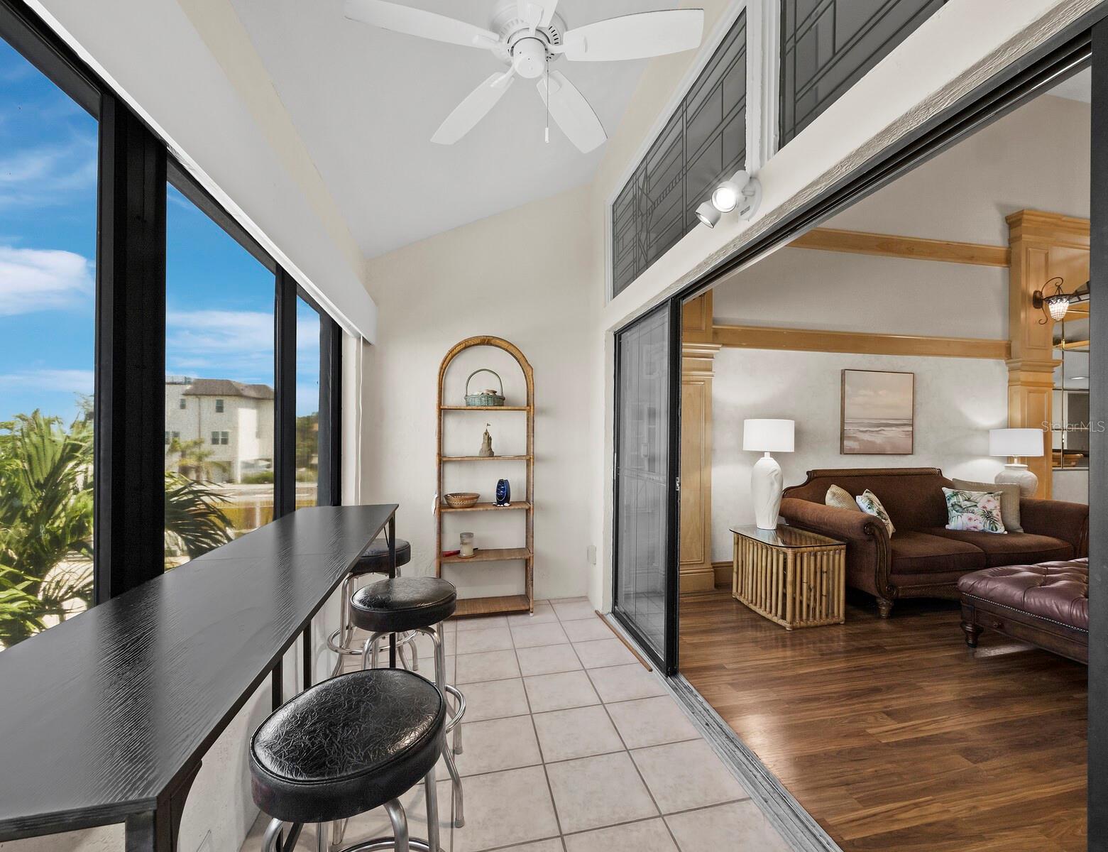 Image 13 of 36 For 1007 Gulf Drive N 203