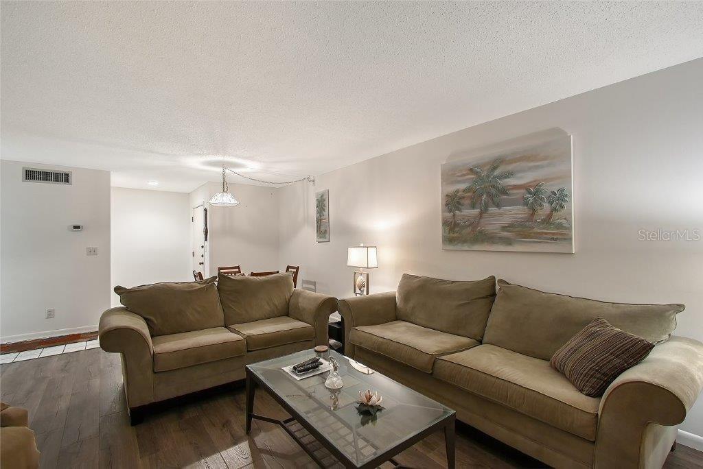 Image 16 of 89 For 1036 Peppertree Lane 113b