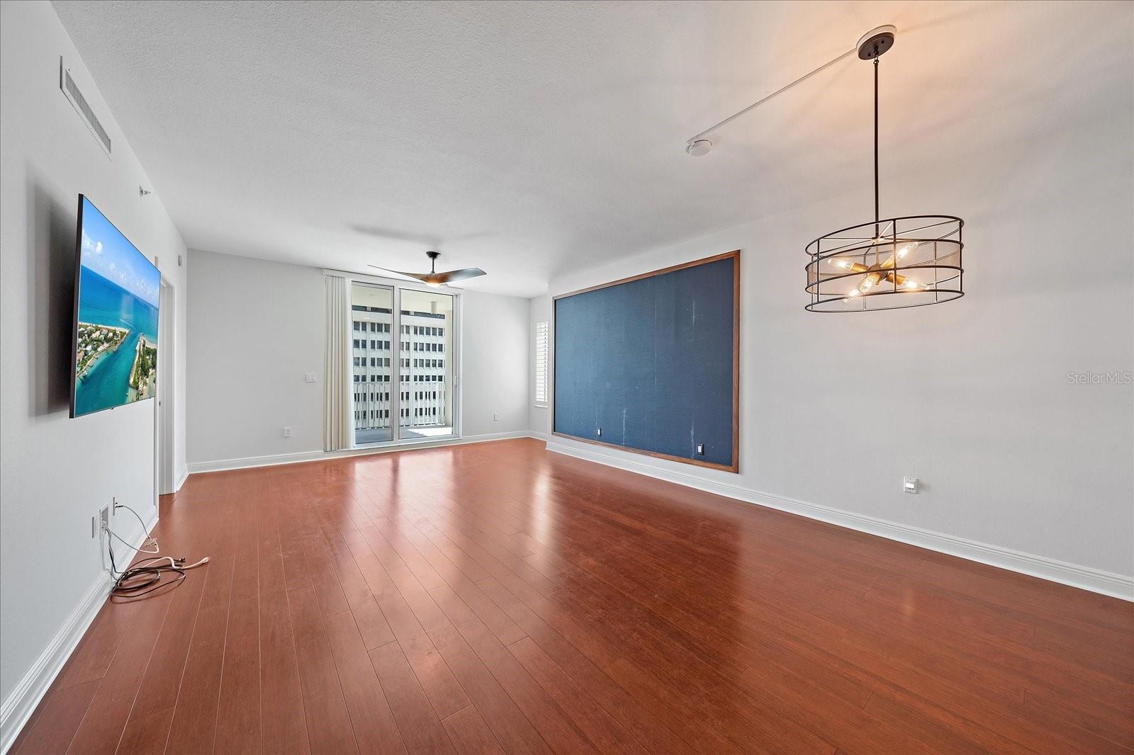 Image 15 of 44 For 1771 Ringling Boulevard 703