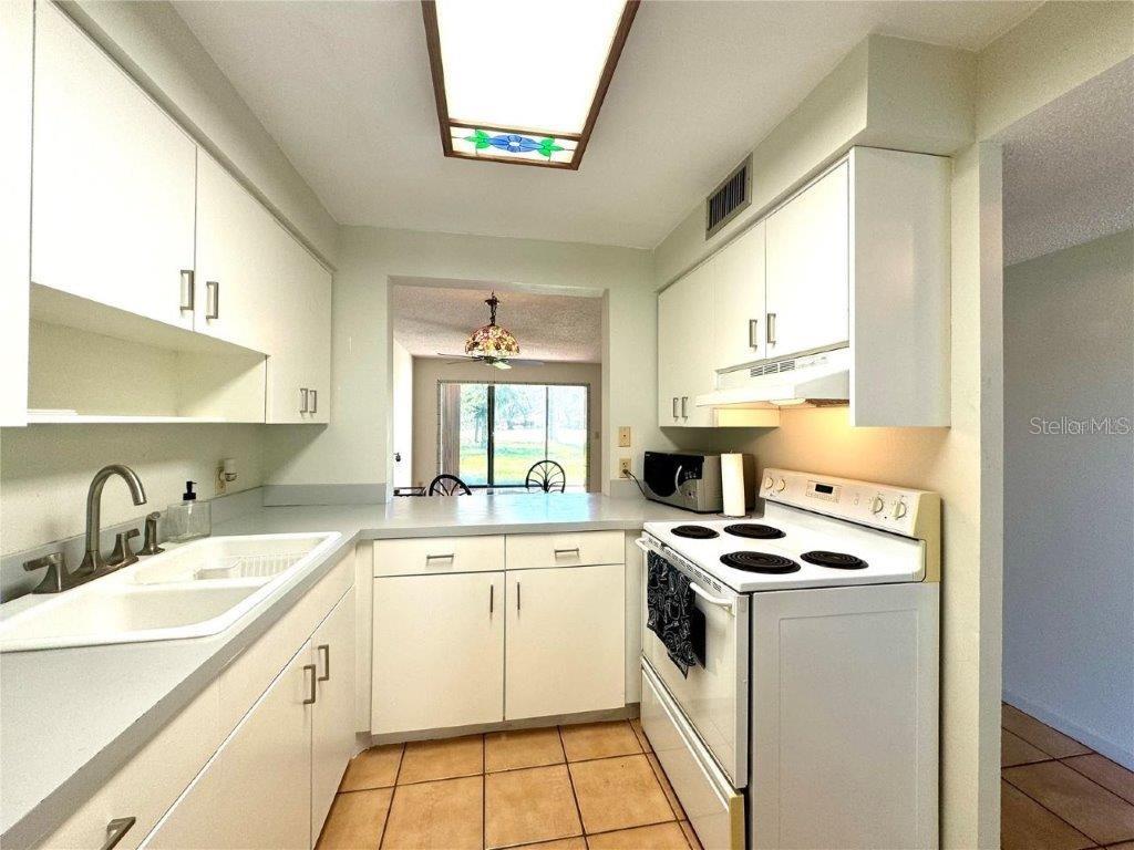 Image 11 of 34 For 4512 Longwater  27