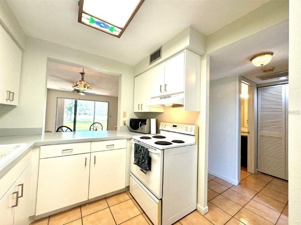 Image 3 of 34 For 4512 Longwater  27