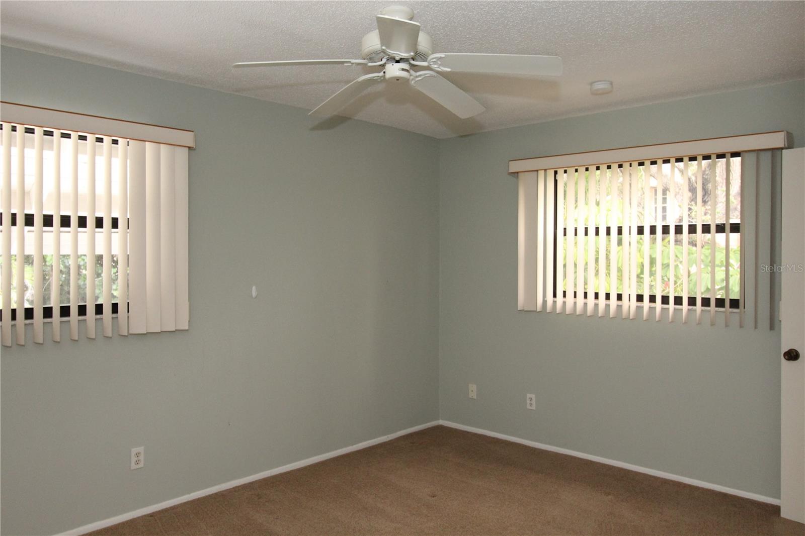 Image 11 of 18 For 753 Tropical Circle
