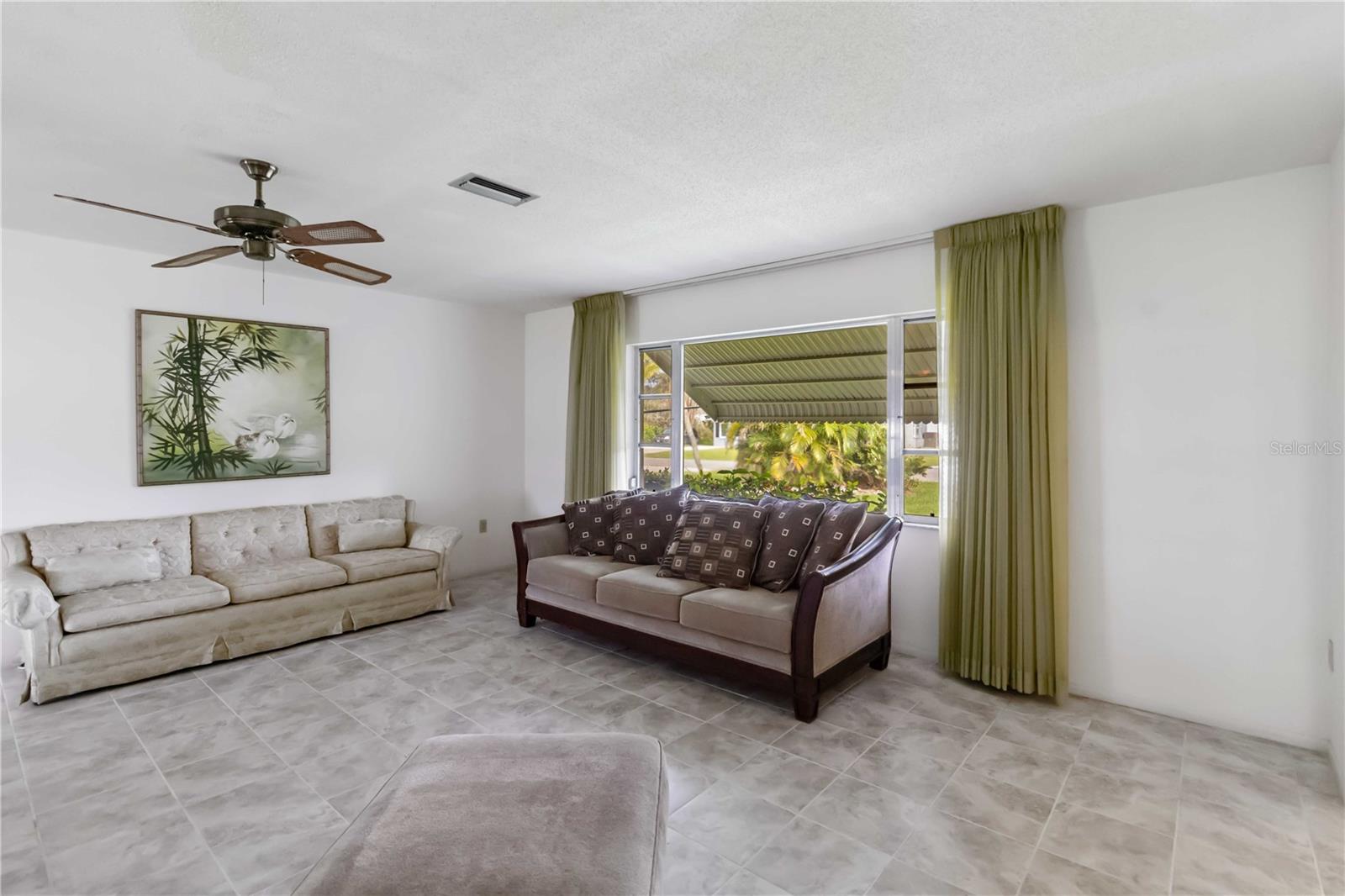 Image 11 of 42 For 1202 Cypress Avenue