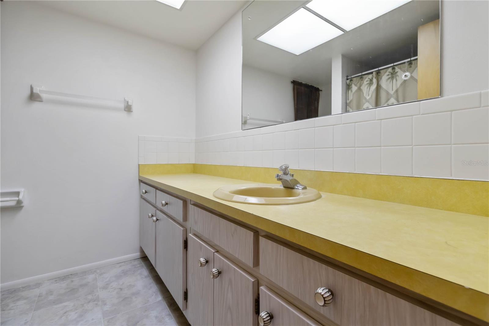 Image 31 of 42 For 1202 Cypress Avenue