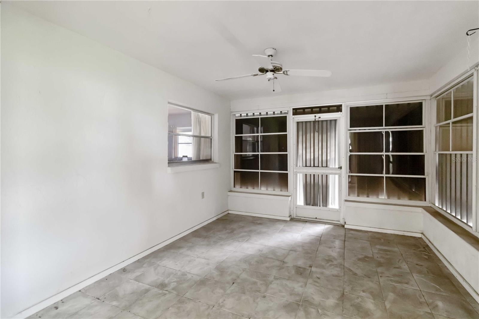 Image 32 of 42 For 1202 Cypress Avenue