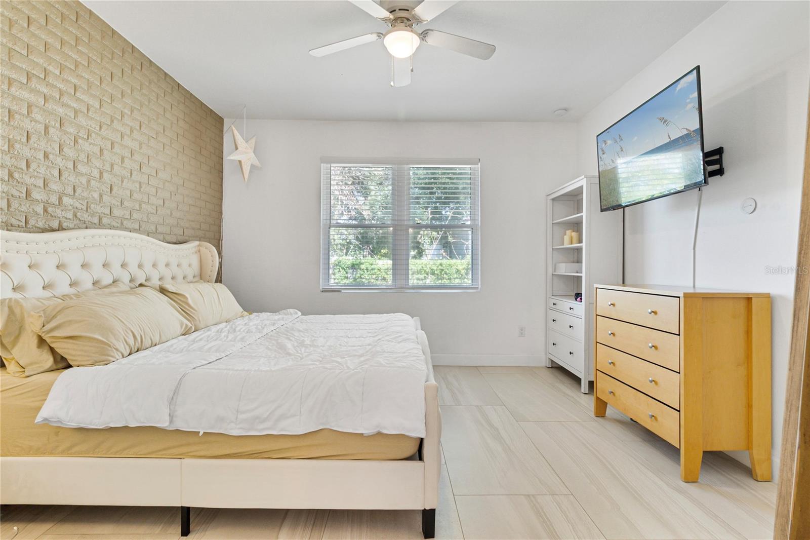 Image 7 of 7 For 4111 Iola Drive