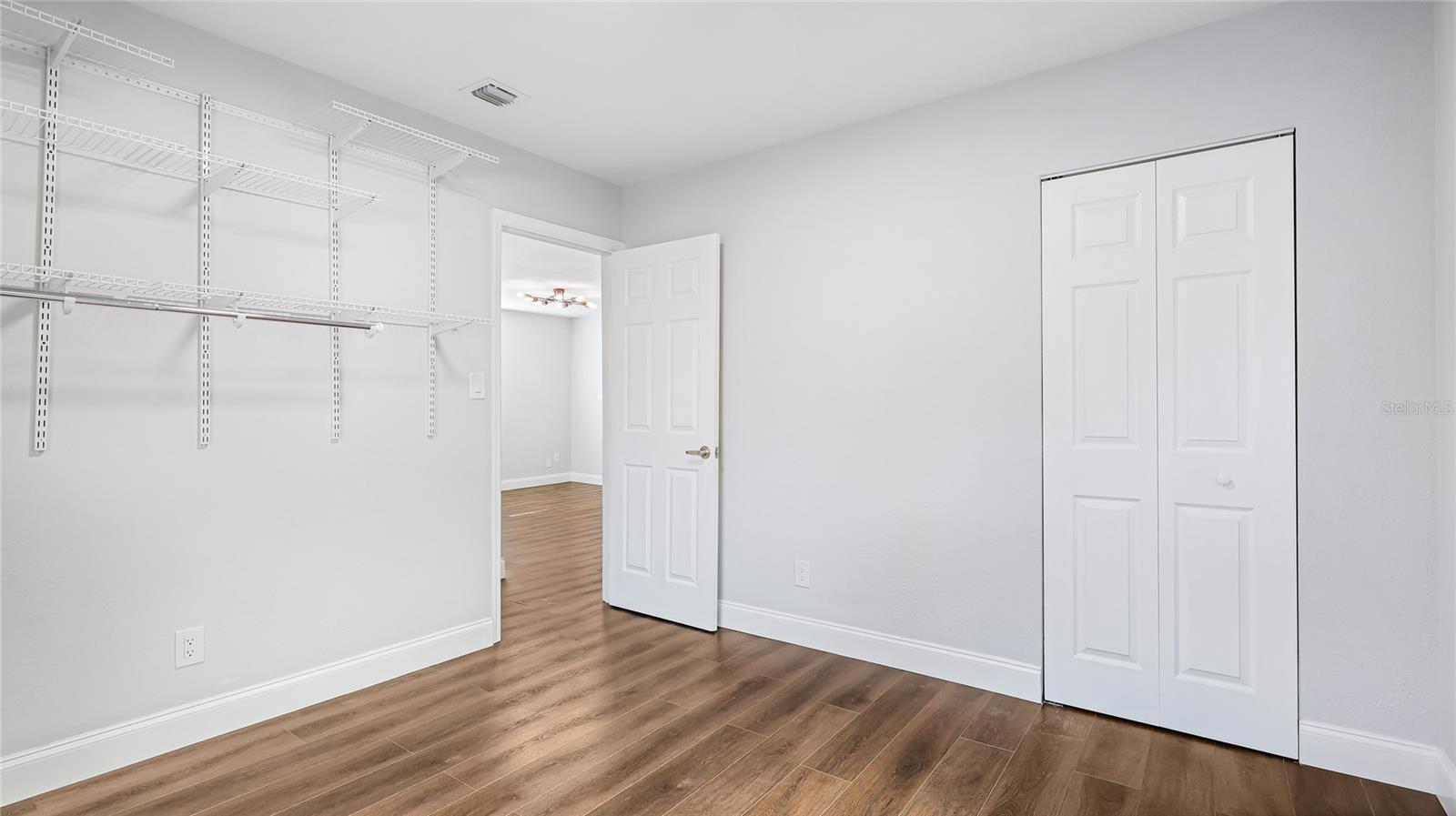 Image 12 of 30 For 1053 40th Street