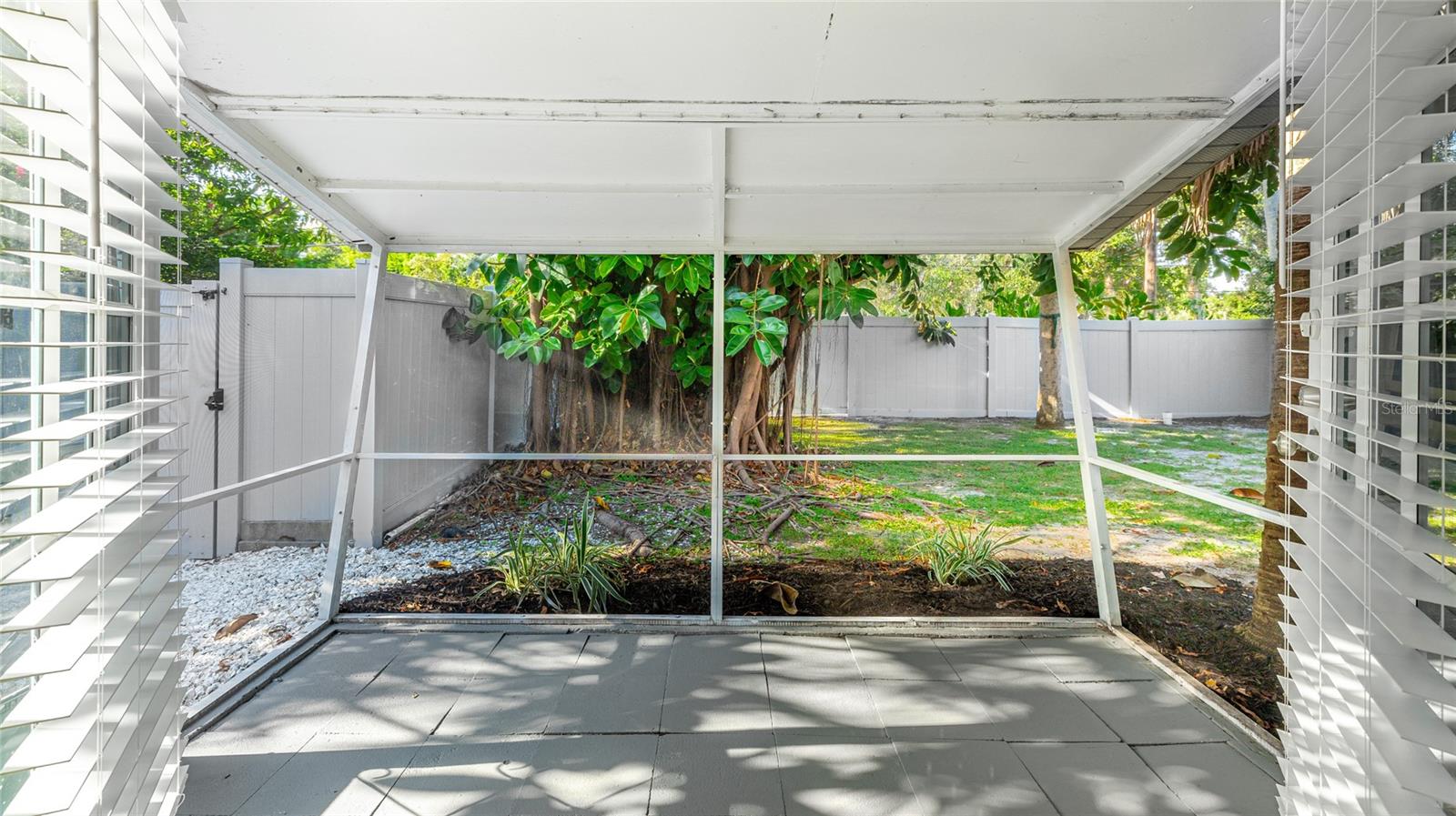 Image 18 of 30 For 1053 40th Street