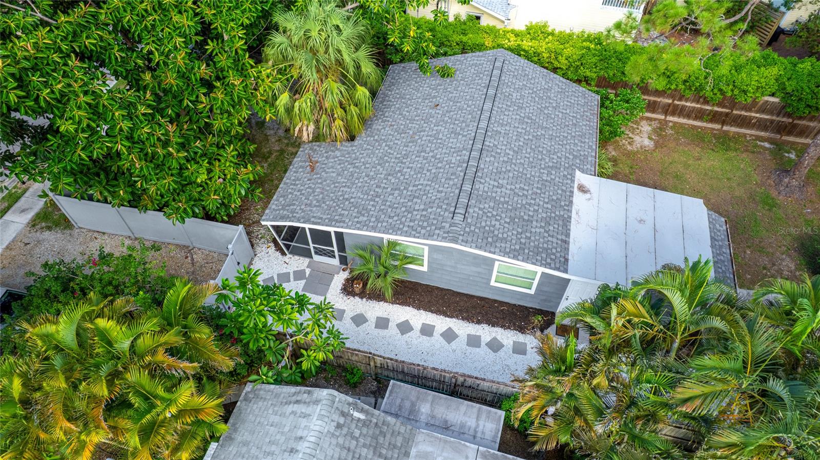 Image 23 of 30 For 1053 40th Street