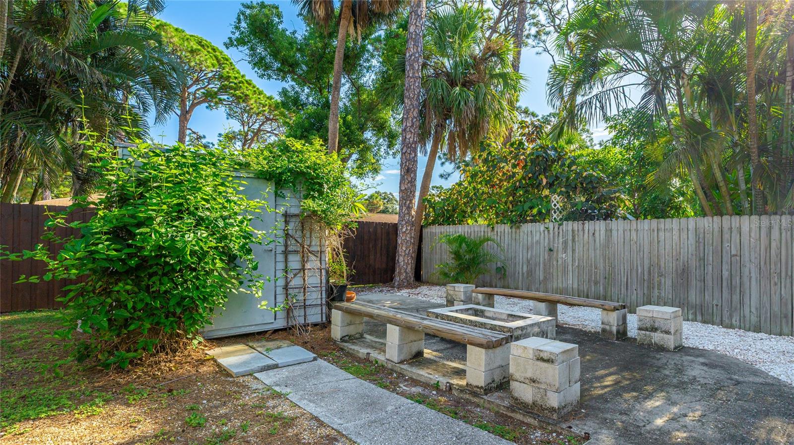 Image 26 of 30 For 1053 40th Street