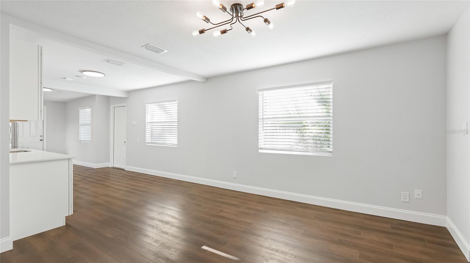 Image 6 of 30 For 1053 40th Street