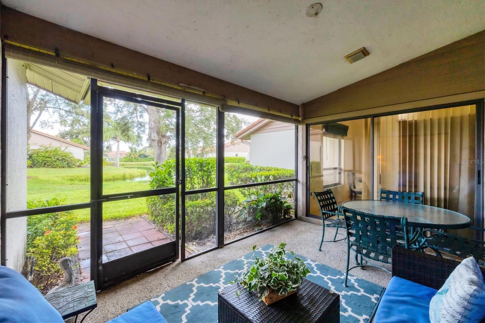 Image 22 of 48 For 4001 Wilshire Circle E 72