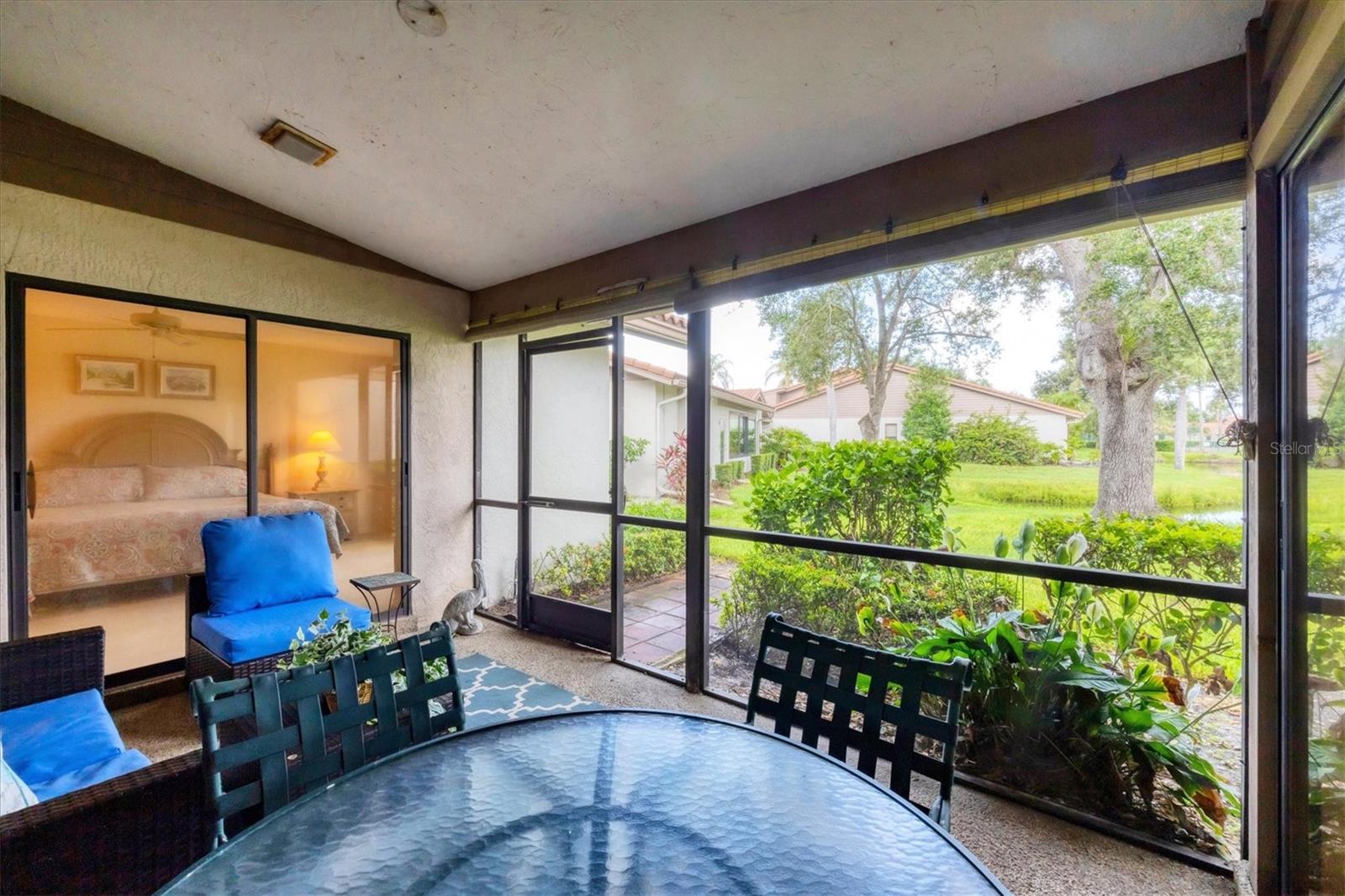 Image 23 of 48 For 4001 Wilshire Circle E 72