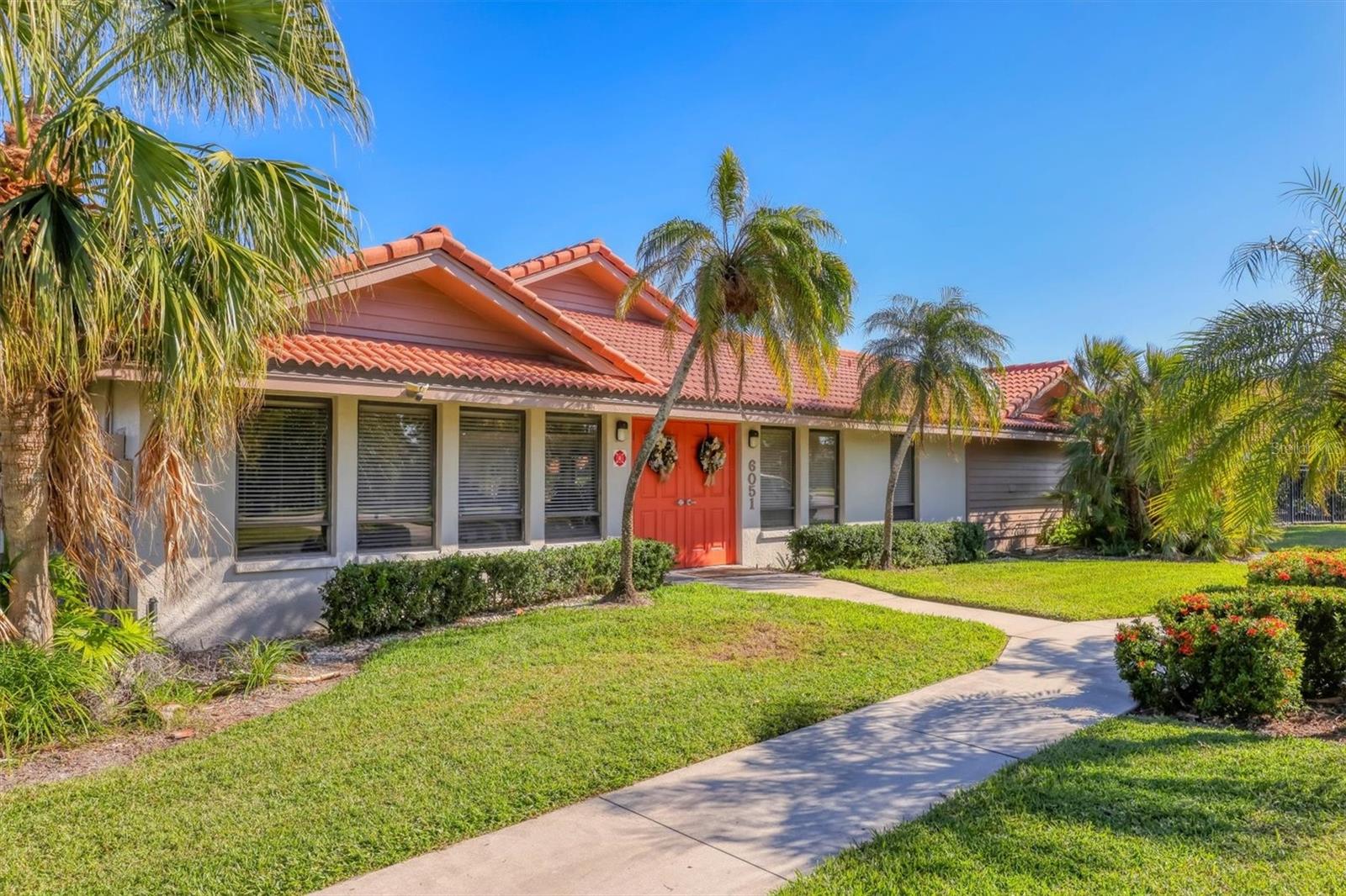 Image 31 of 48 For 4001 Wilshire Circle E 72