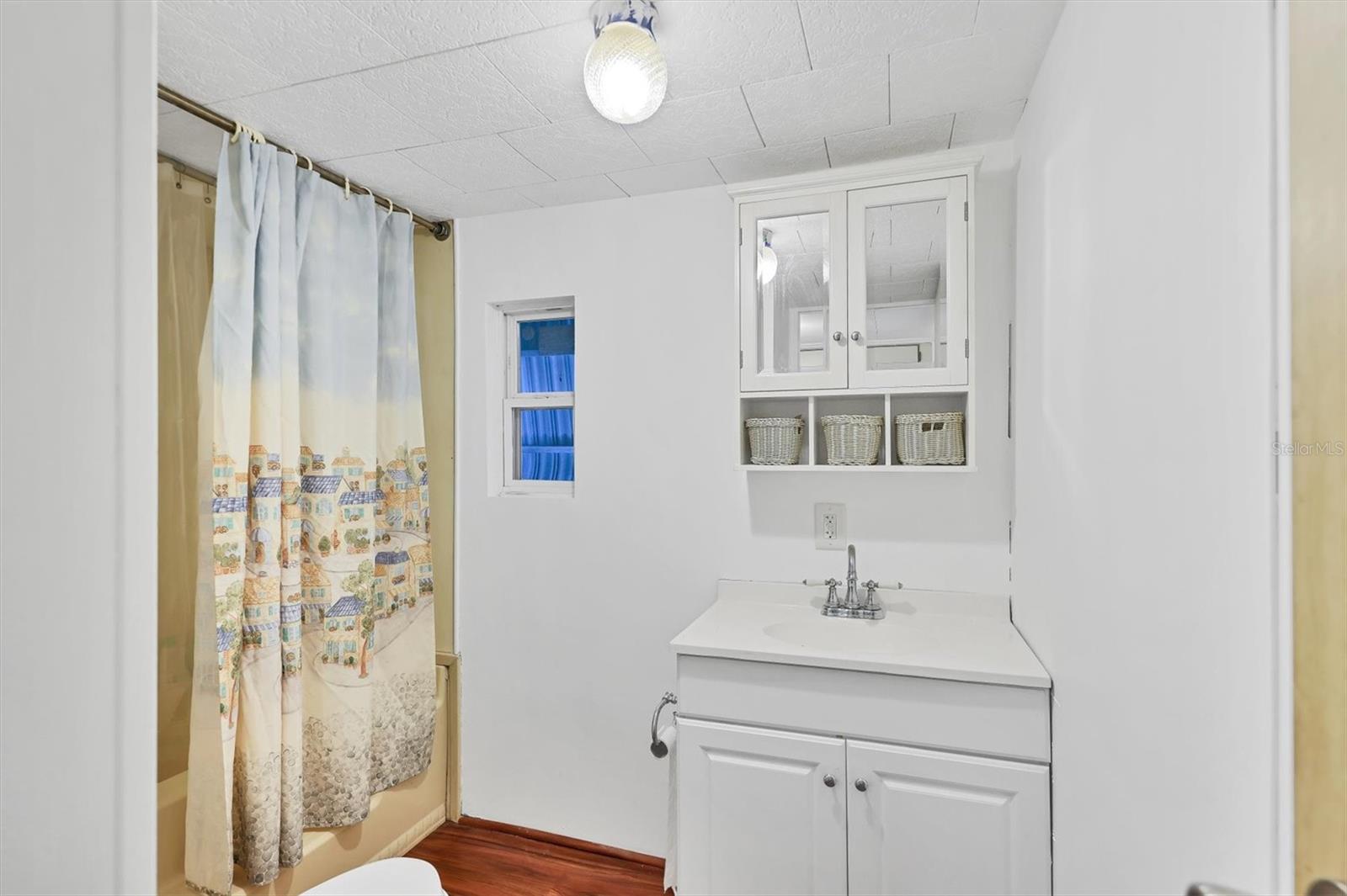 Image 17 of 27 For 5316 53rd Avenue E F7