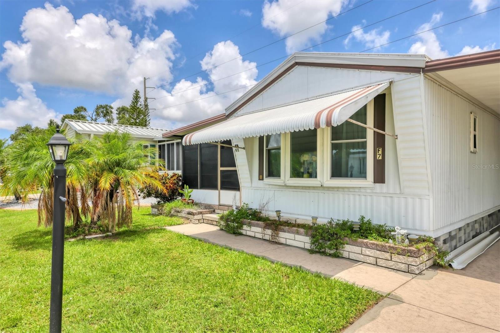 Image 2 of 27 For 5316 53rd Avenue E F7