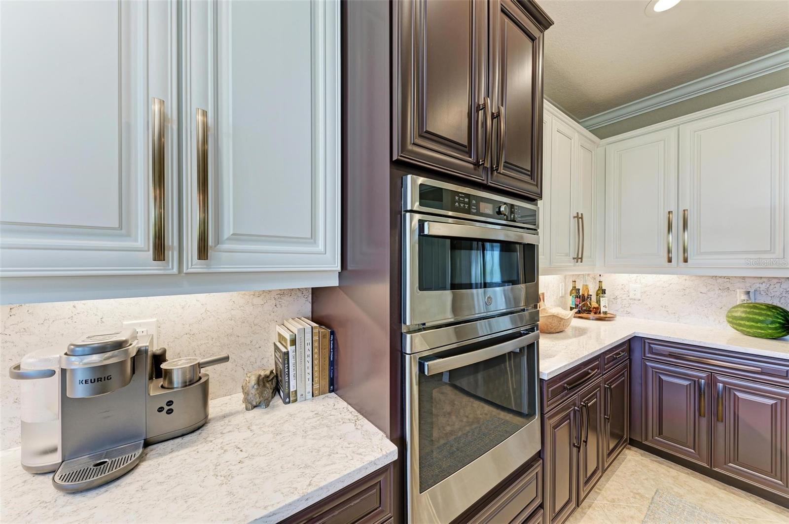 Image 19 of 94 For 7805 Heritage Grand Place