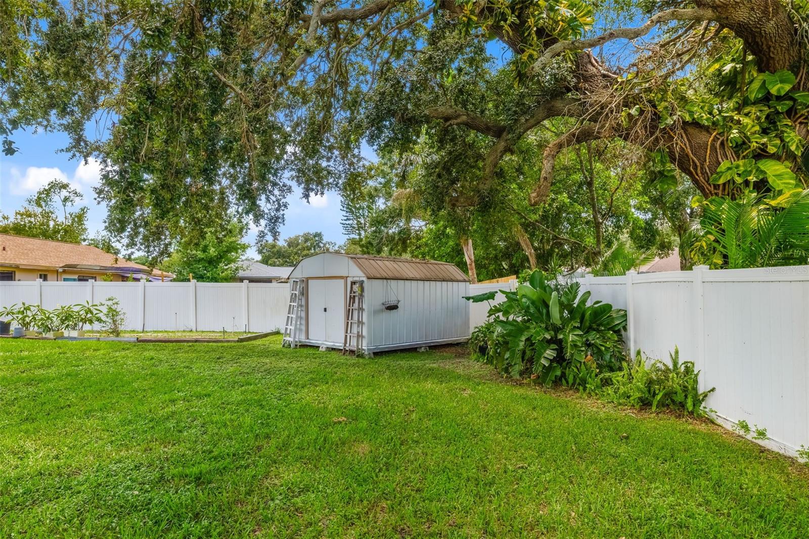 Image 23 of 44 For 3407 50th Avenue E