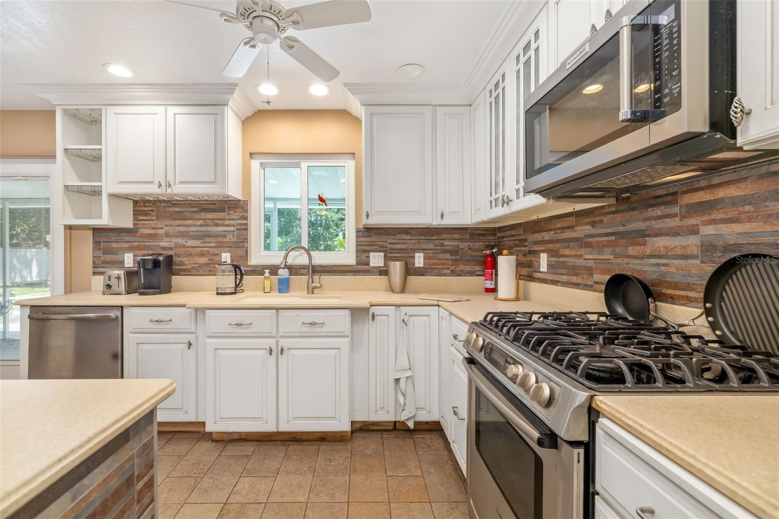 Image 40 of 44 For 3407 50th Avenue E