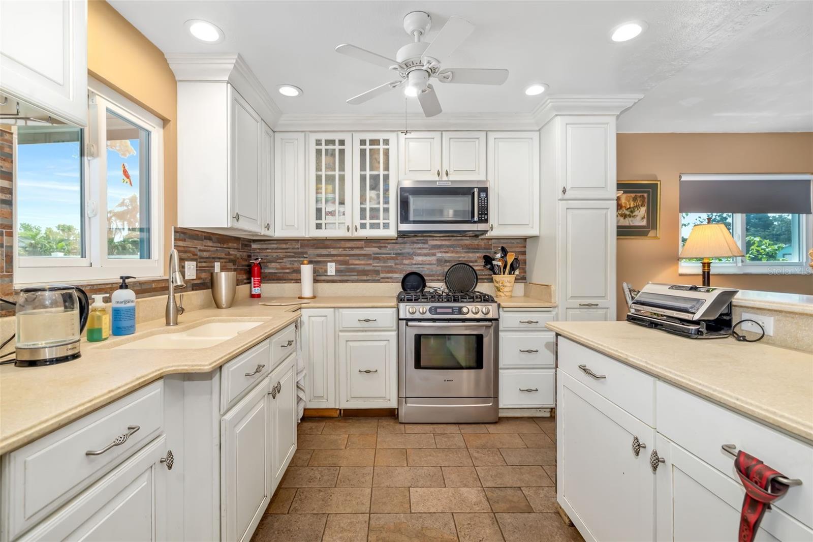 Image 41 of 44 For 3407 50th Avenue E