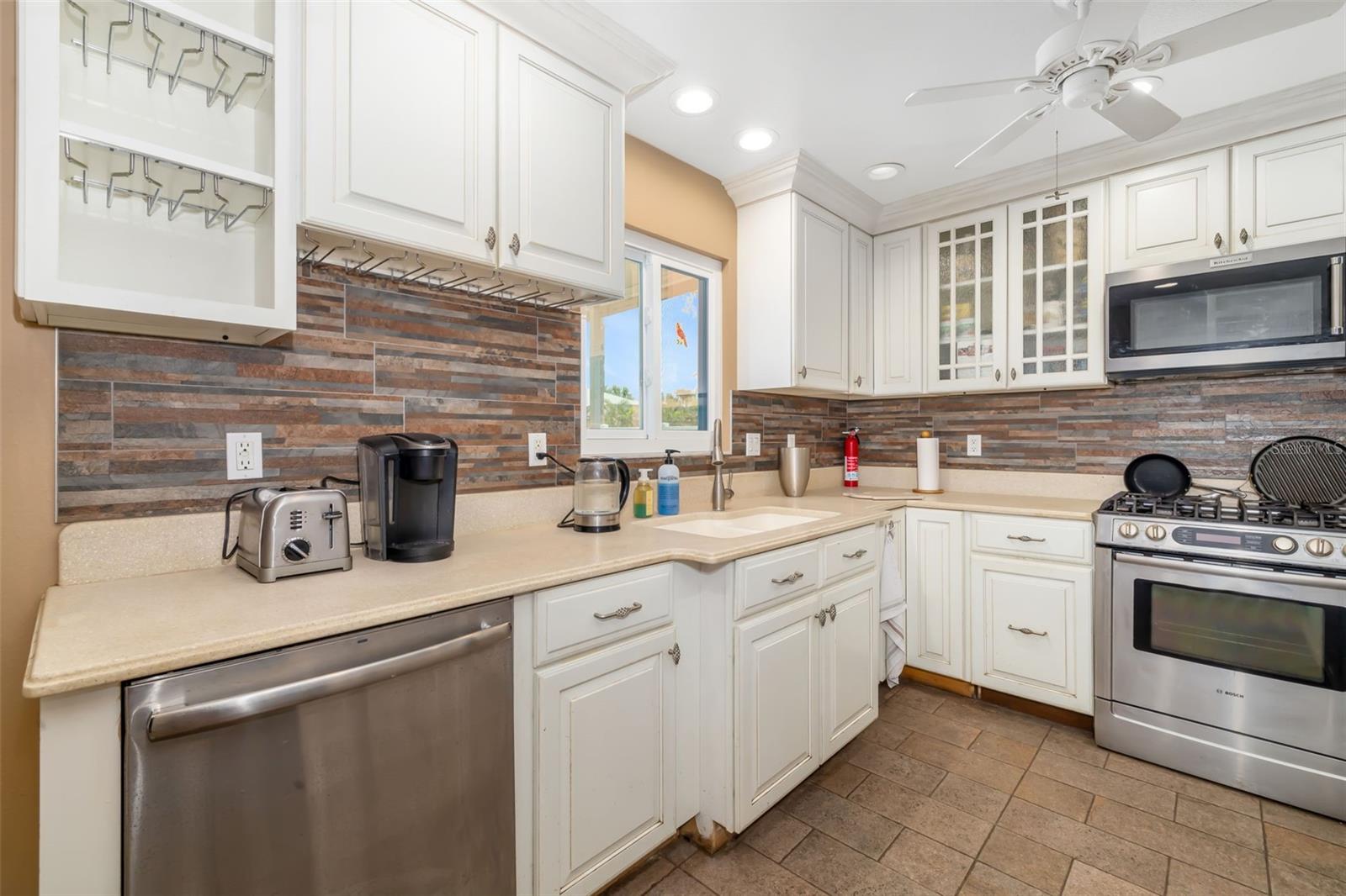 Image 42 of 44 For 3407 50th Avenue E