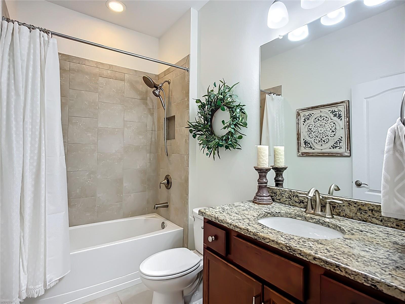 Image 34 of 93 For 2807 Oriole Drive