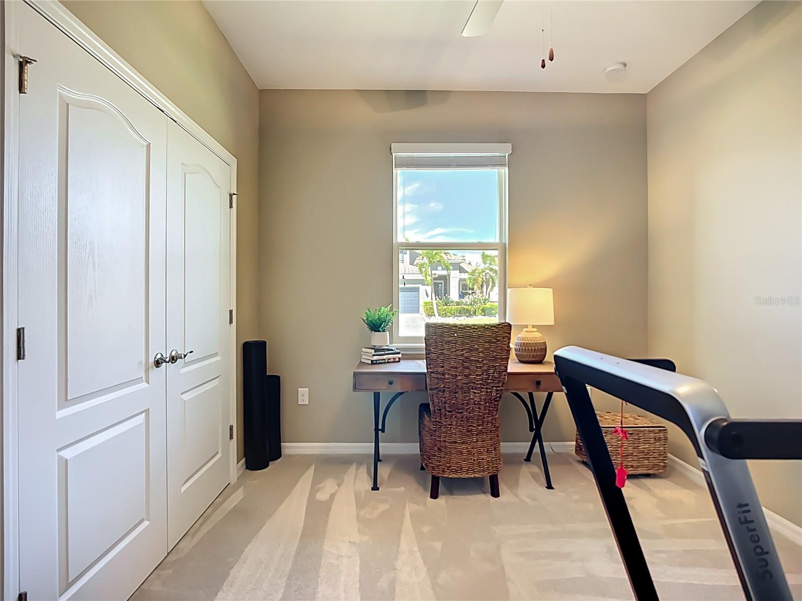 Image 37 of 93 For 2807 Oriole Drive