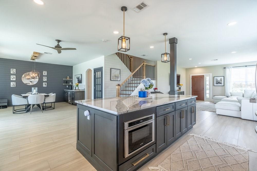 Image 14 of 57 For 7843 Cameron Circle