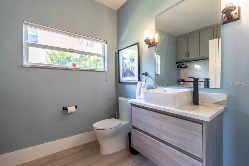 Image 20 of 57 For 7843 Cameron Circle