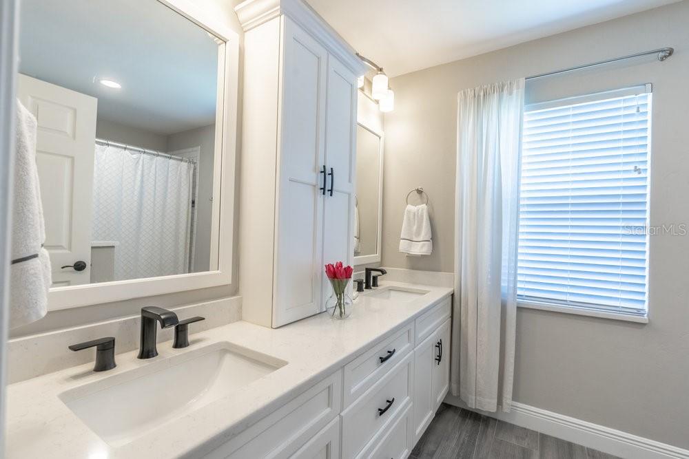 Image 35 of 57 For 7843 Cameron Circle