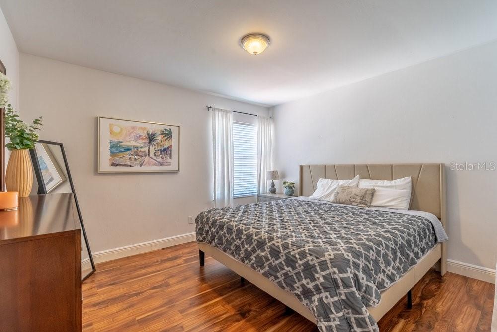 Image 37 of 57 For 7843 Cameron Circle