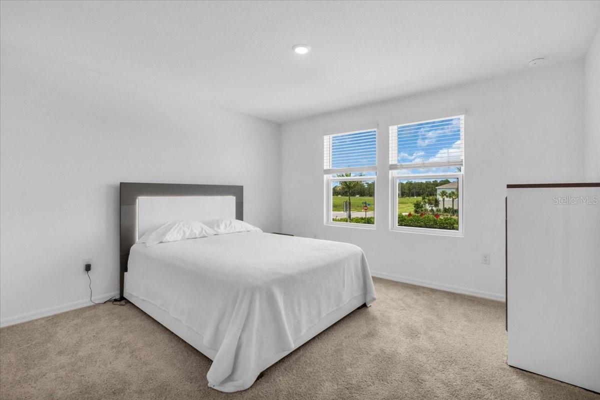 Image 14 of 27 For 8452 Lunar Skye Street
