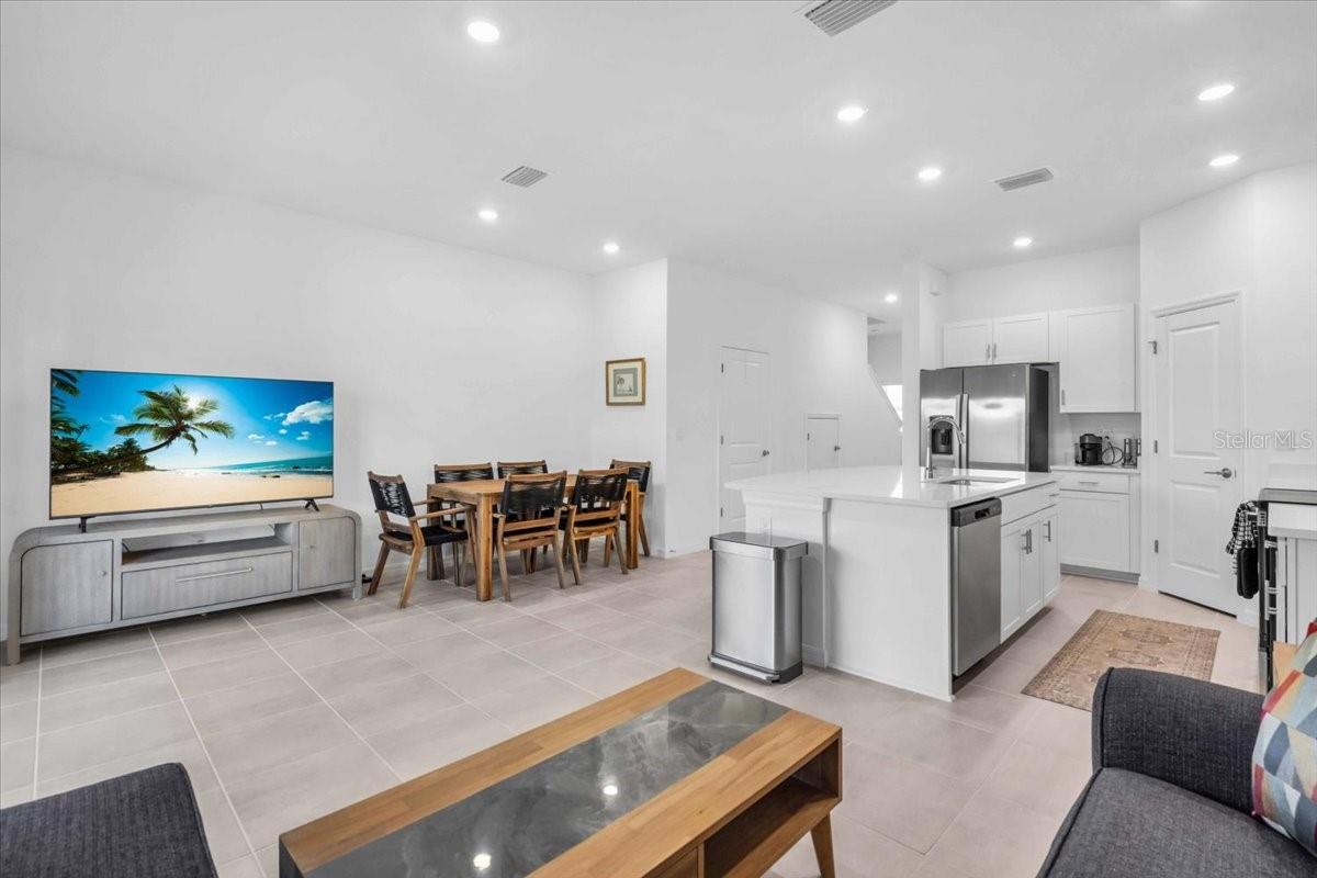 Image 5 of 27 For 8452 Lunar Skye Street