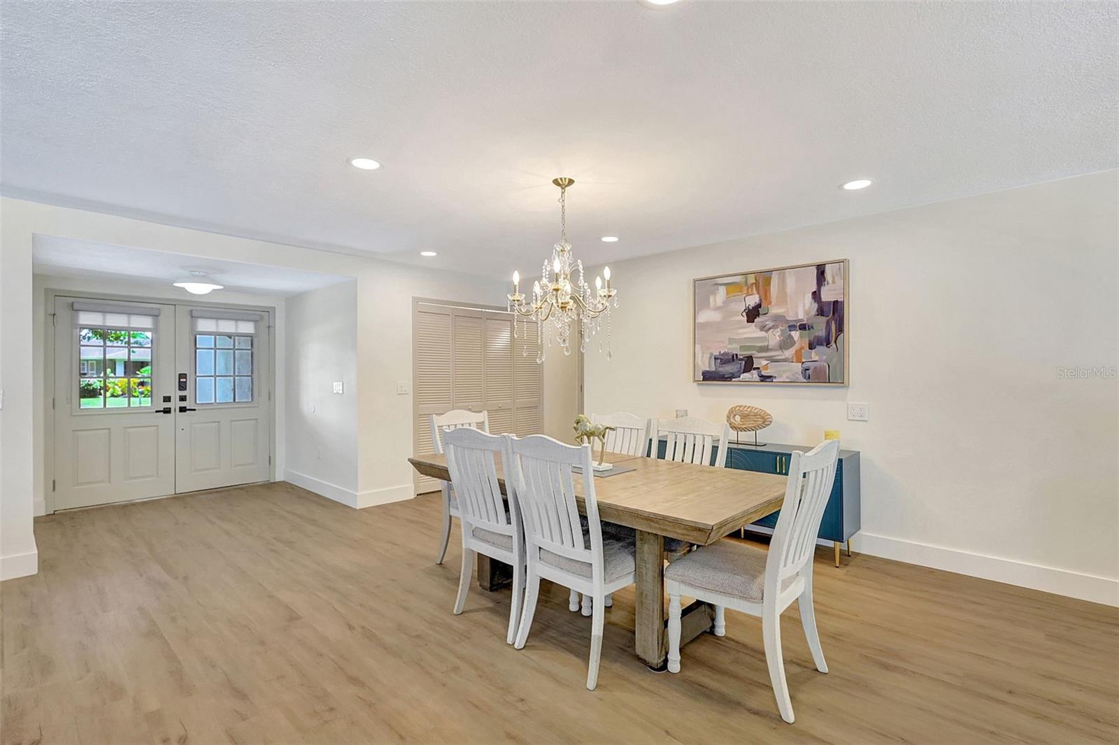 Image 13 of 50 For 8003 Conservatory Drive