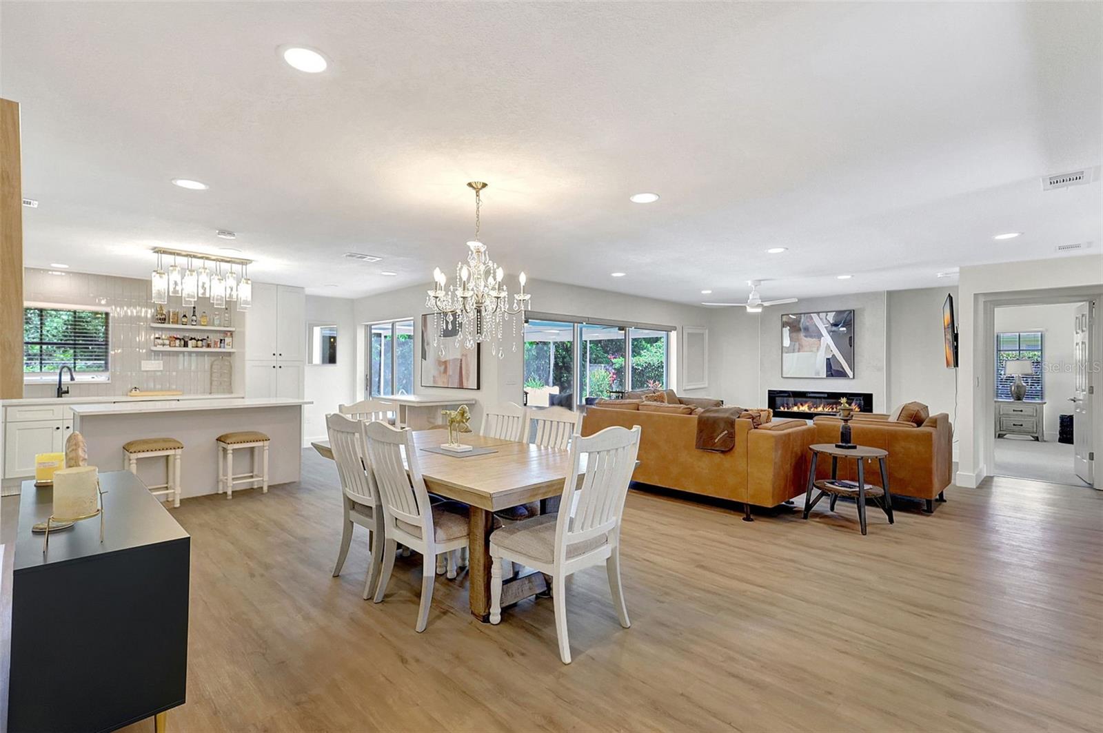Image 15 of 50 For 8003 Conservatory Drive