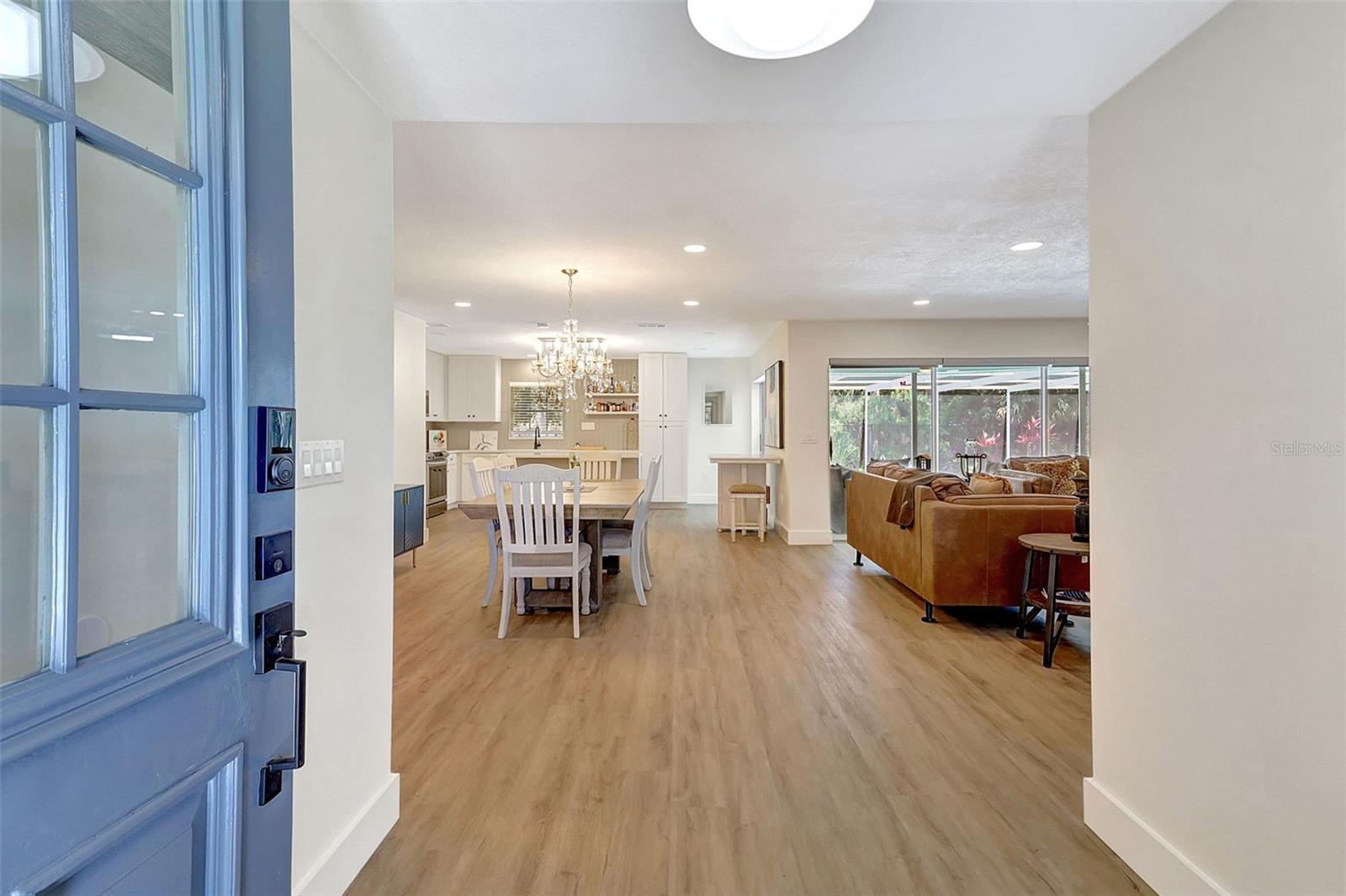 Image 9 of 50 For 8003 Conservatory Drive