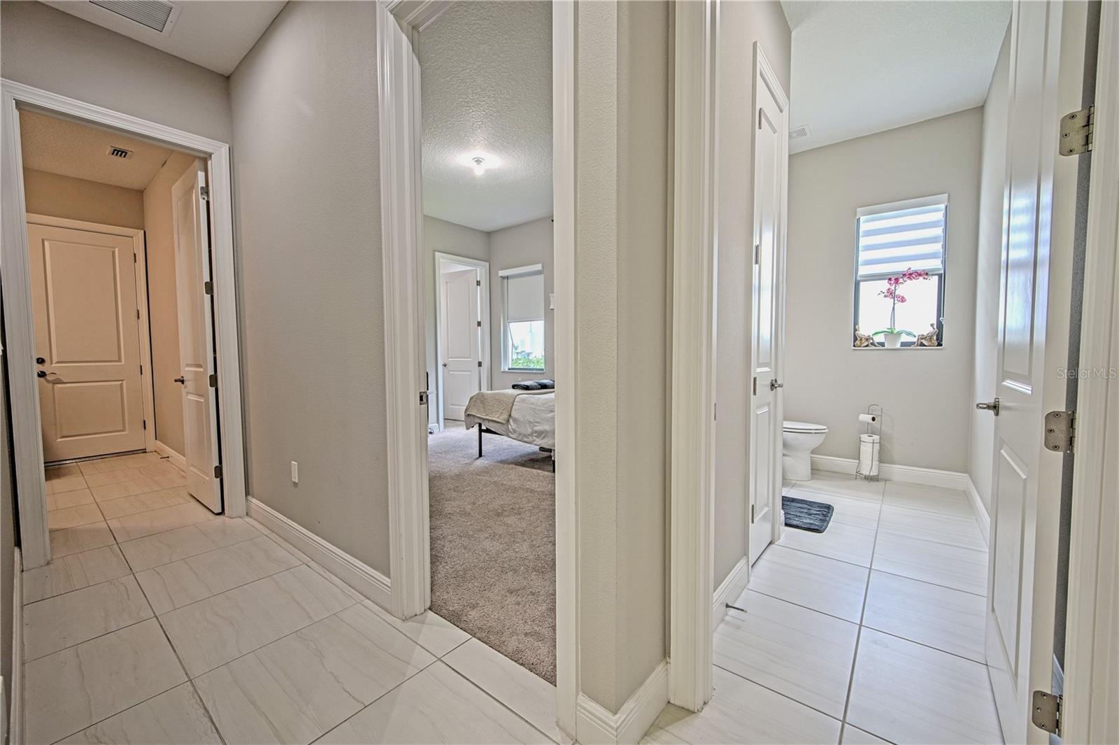 Image 21 of 31 For 9045 Bernini Place