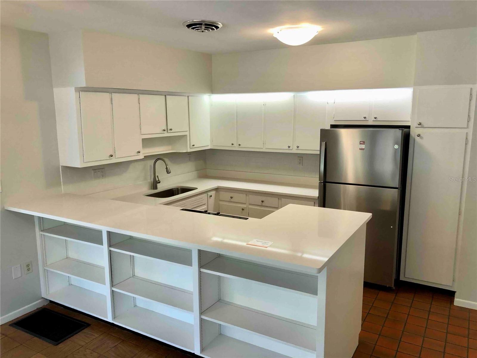 Image 5 of 10 For 2753 Valencia Drive