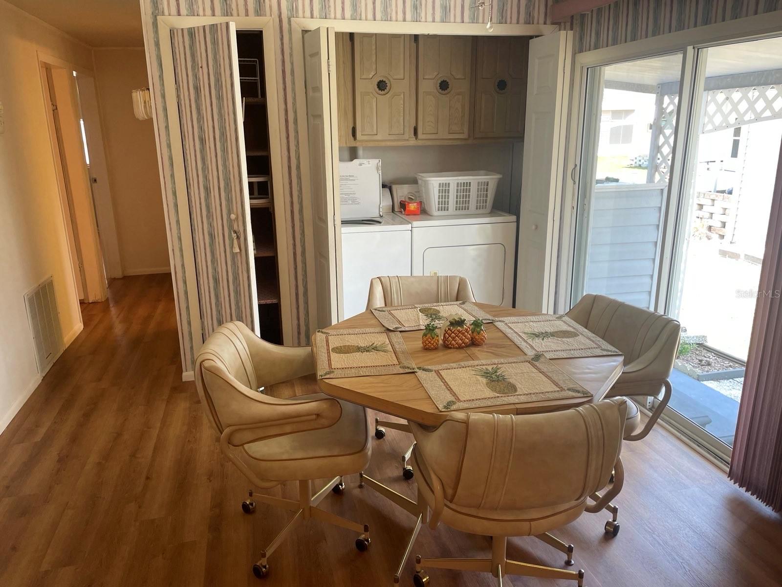 Image 10 of 30 For 5316 53rd Avenue E B18