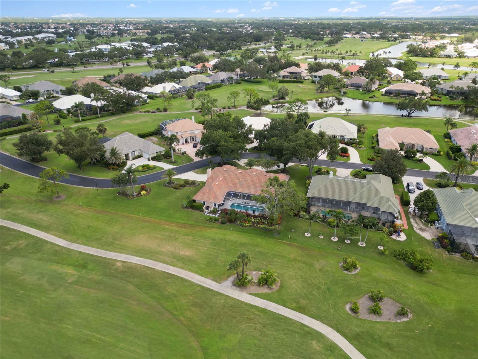Image 60 of 70 For 428 Tremingham Way