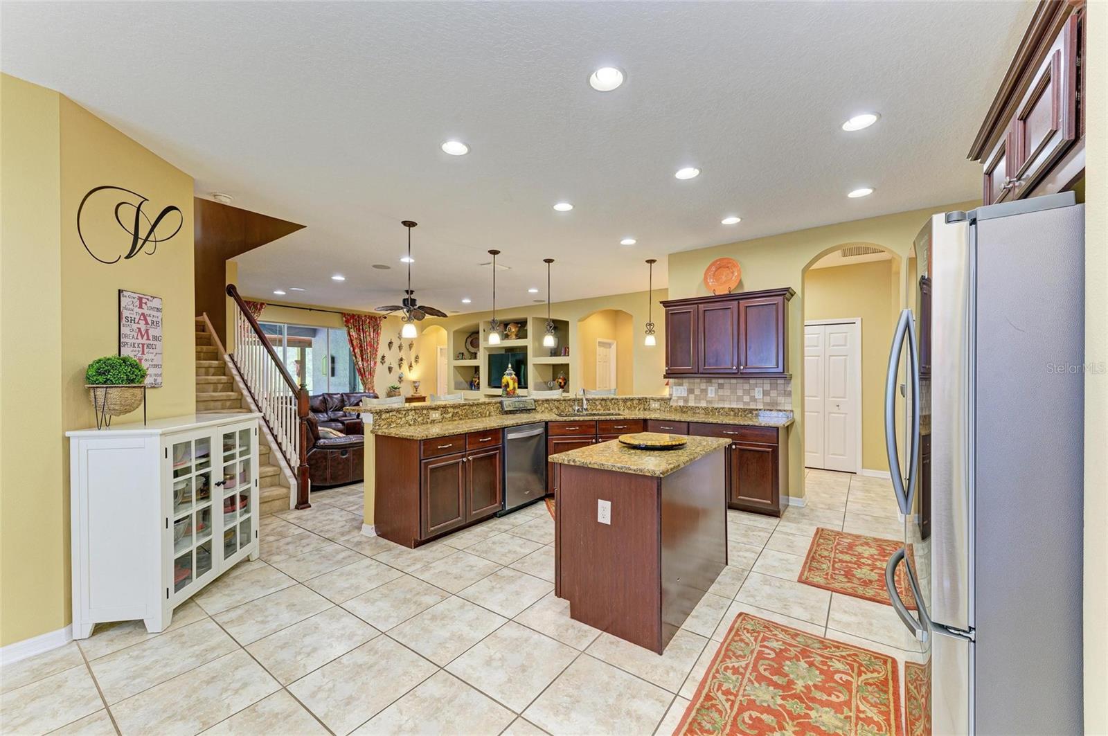 Image 18 of 76 For 7812 115th Avenue E