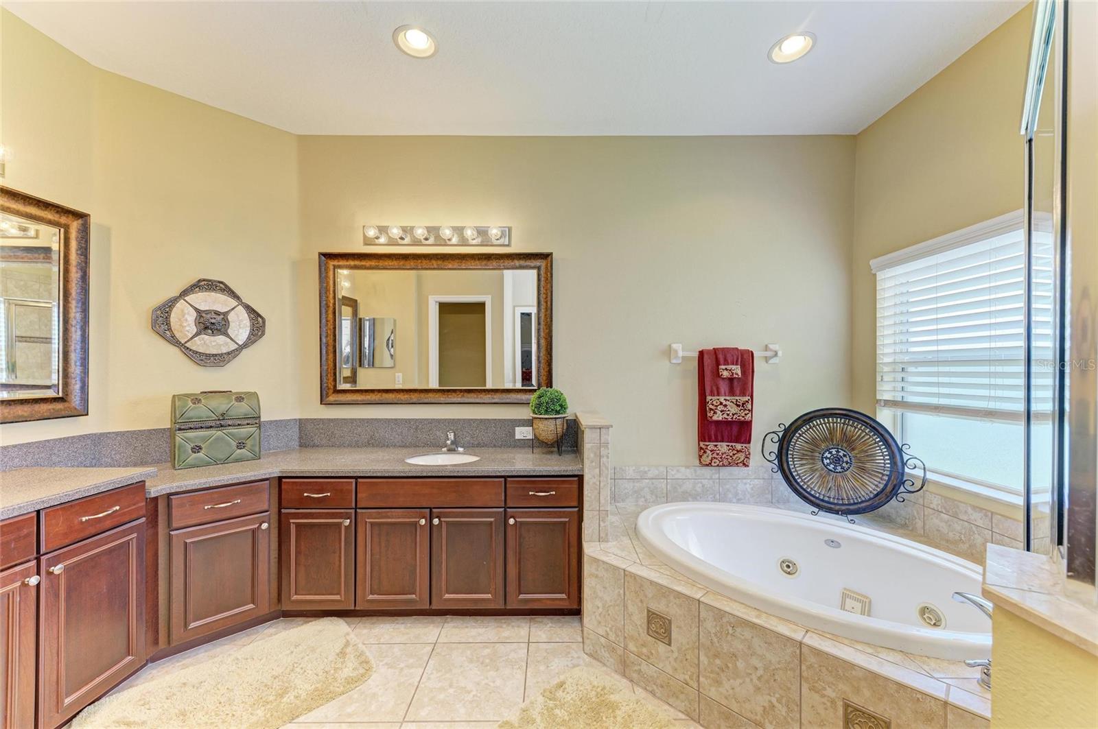 Image 31 of 76 For 7812 115th Avenue E