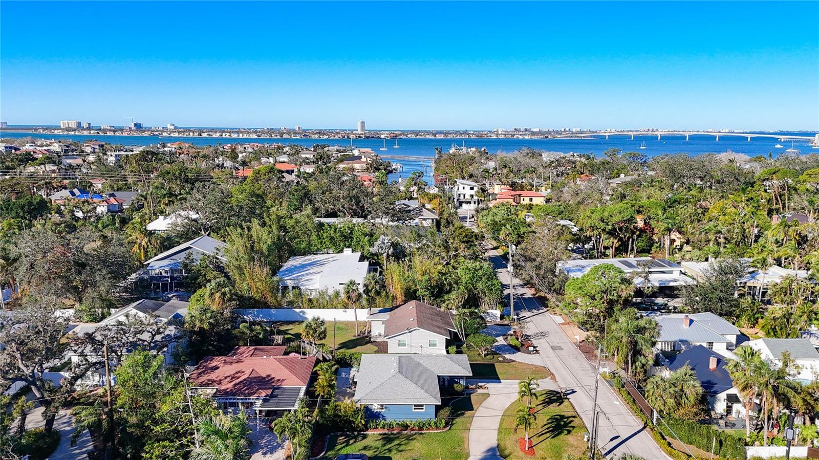 Image 21 of 35 For 1688 Bahia Vista Street