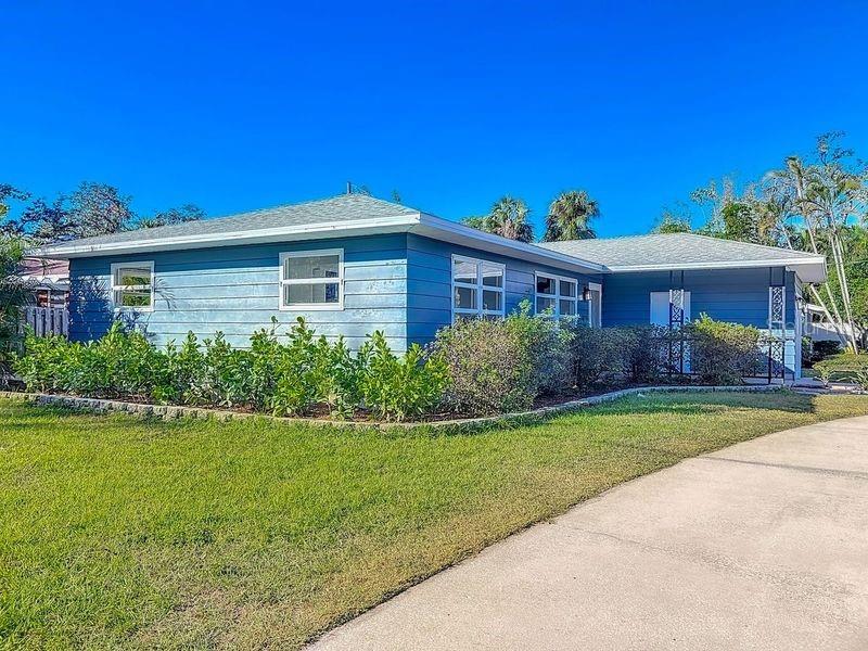Image 4 of 35 For 1688 Bahia Vista Street