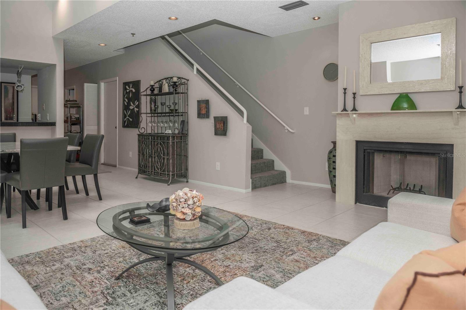 Image 8 of 23 For 1922 Harbourside Drive 1102